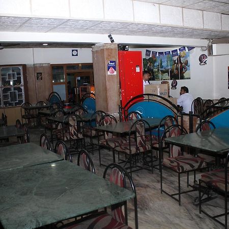 Hotel Bhagwat Palace Lātūr Kültér fotó